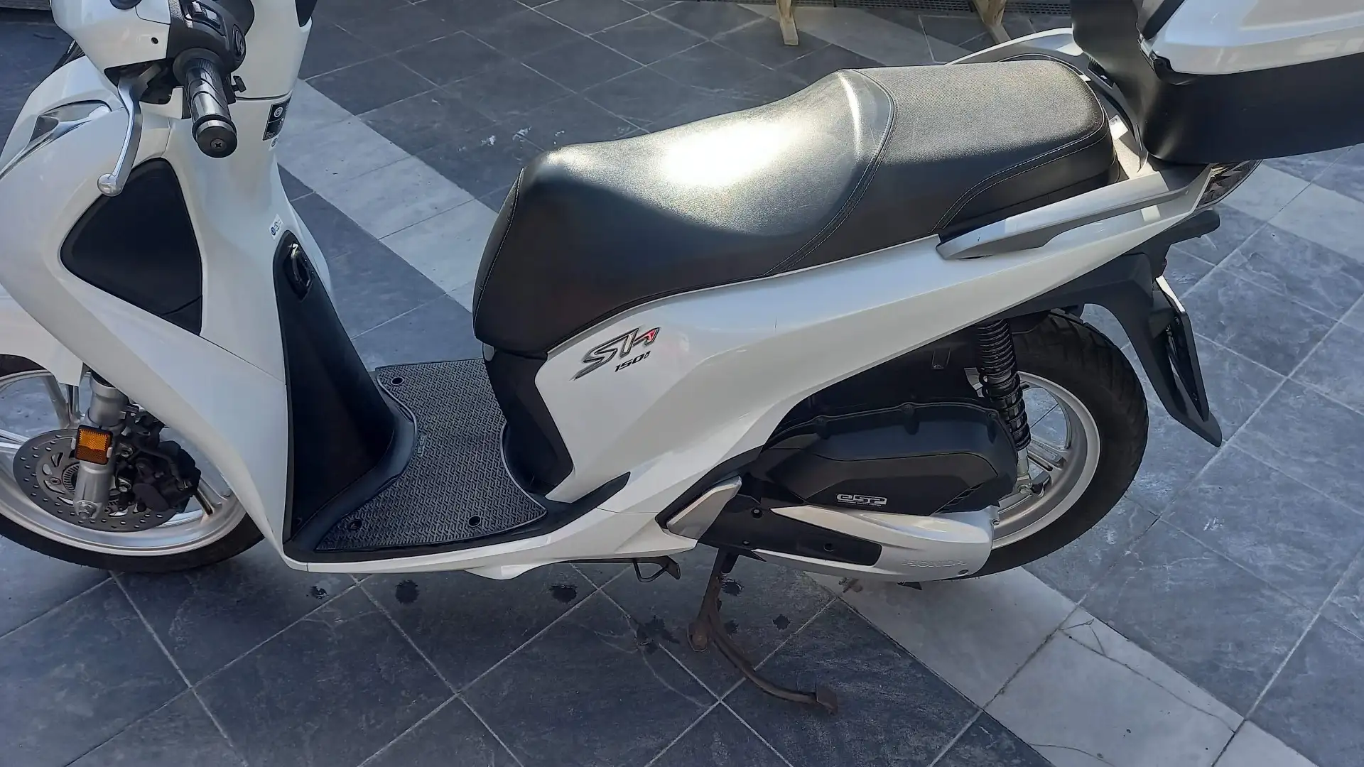 Honda SH 150 Honda SH 150 ABS Alb - 2