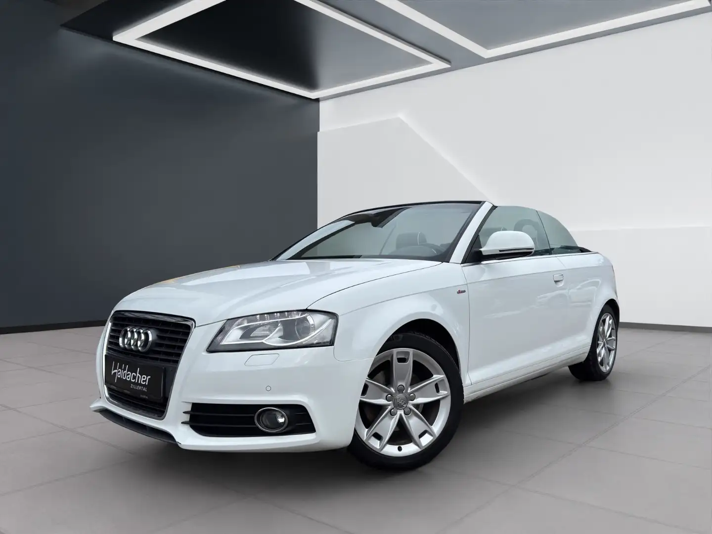 Audi A3 Cabrio Weiß - 1