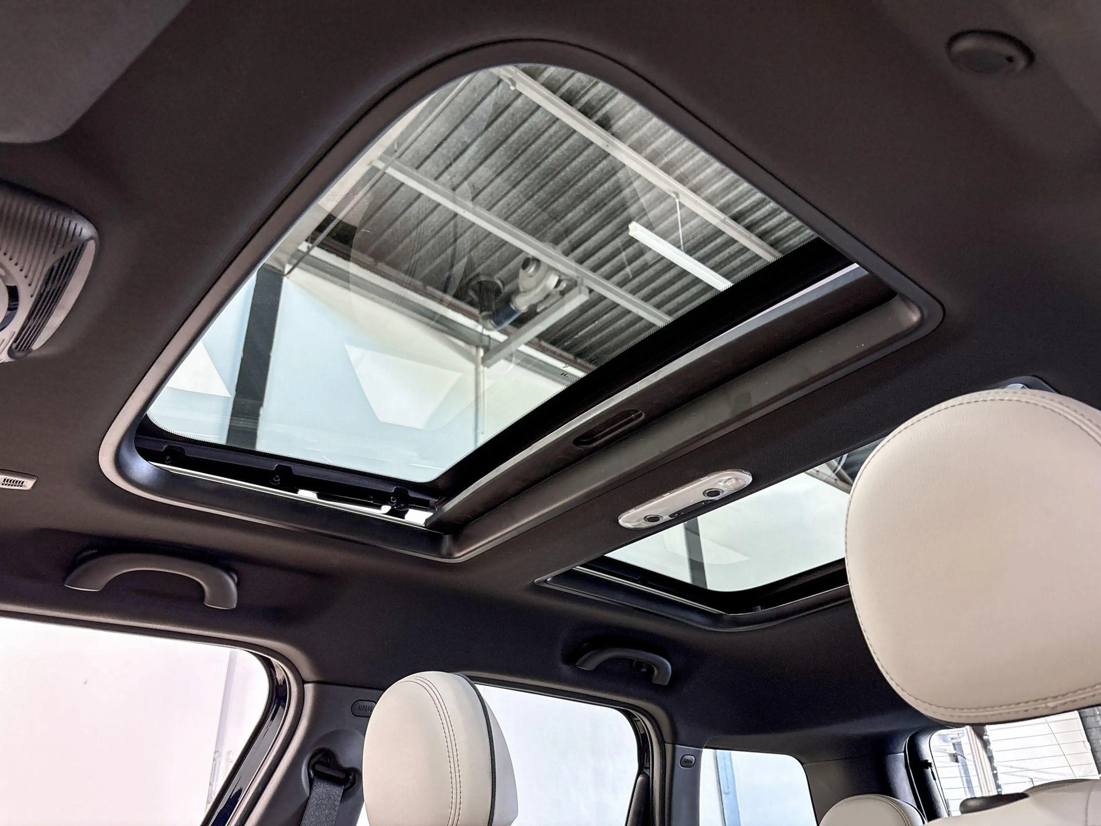 MINI Cooper SE Countryman ALL4 Classic — photo 10