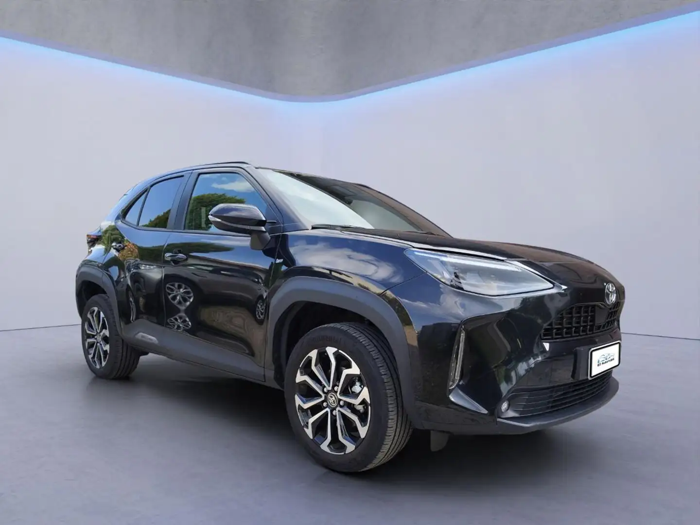 Toyota Yaris Cross 1.5 Hybrid 5p. E-CVT Trend Nero - 2
