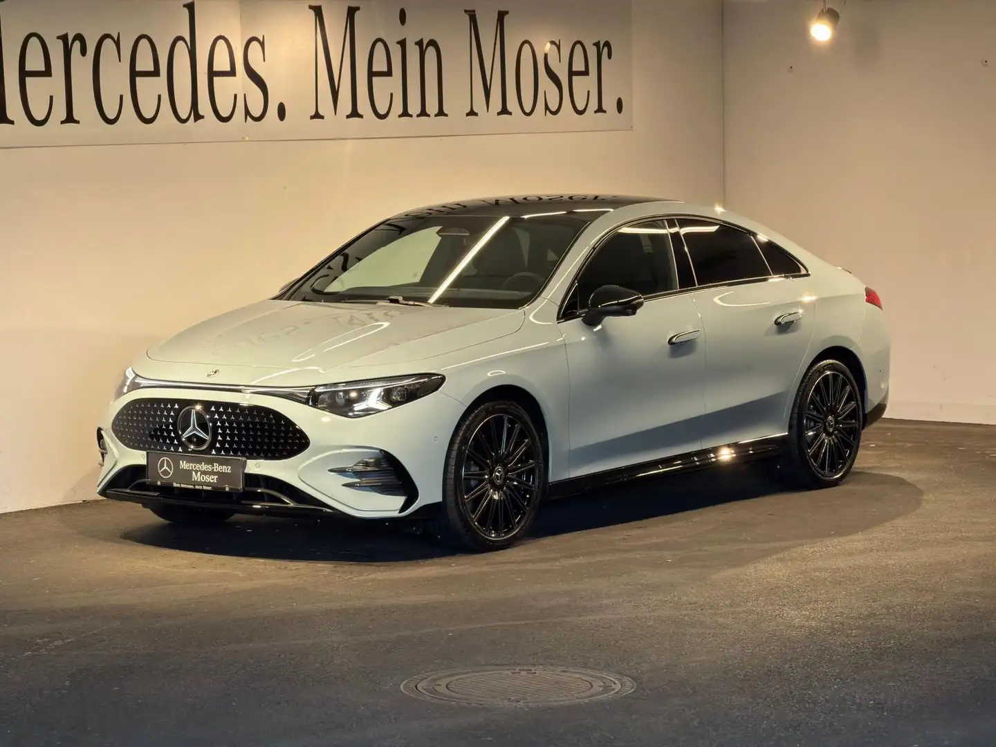 Mercedes-Benz CLA 350 4MATIC mit EQ Technologie - 2
