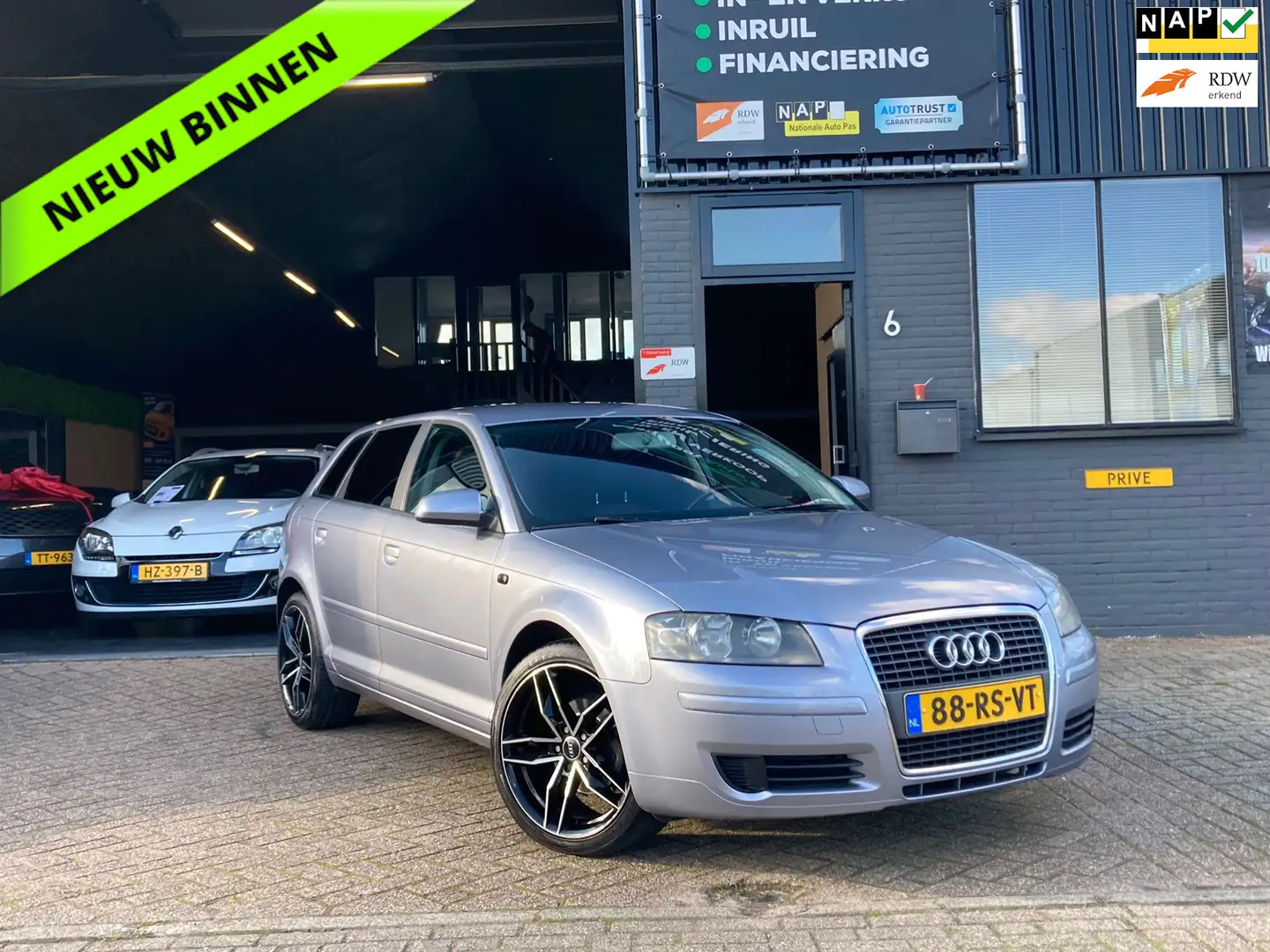 Audi A3 Sportback 1.6 FSI GOED LEZEN|Airco|Cruise|EXPORT Grigio - 1