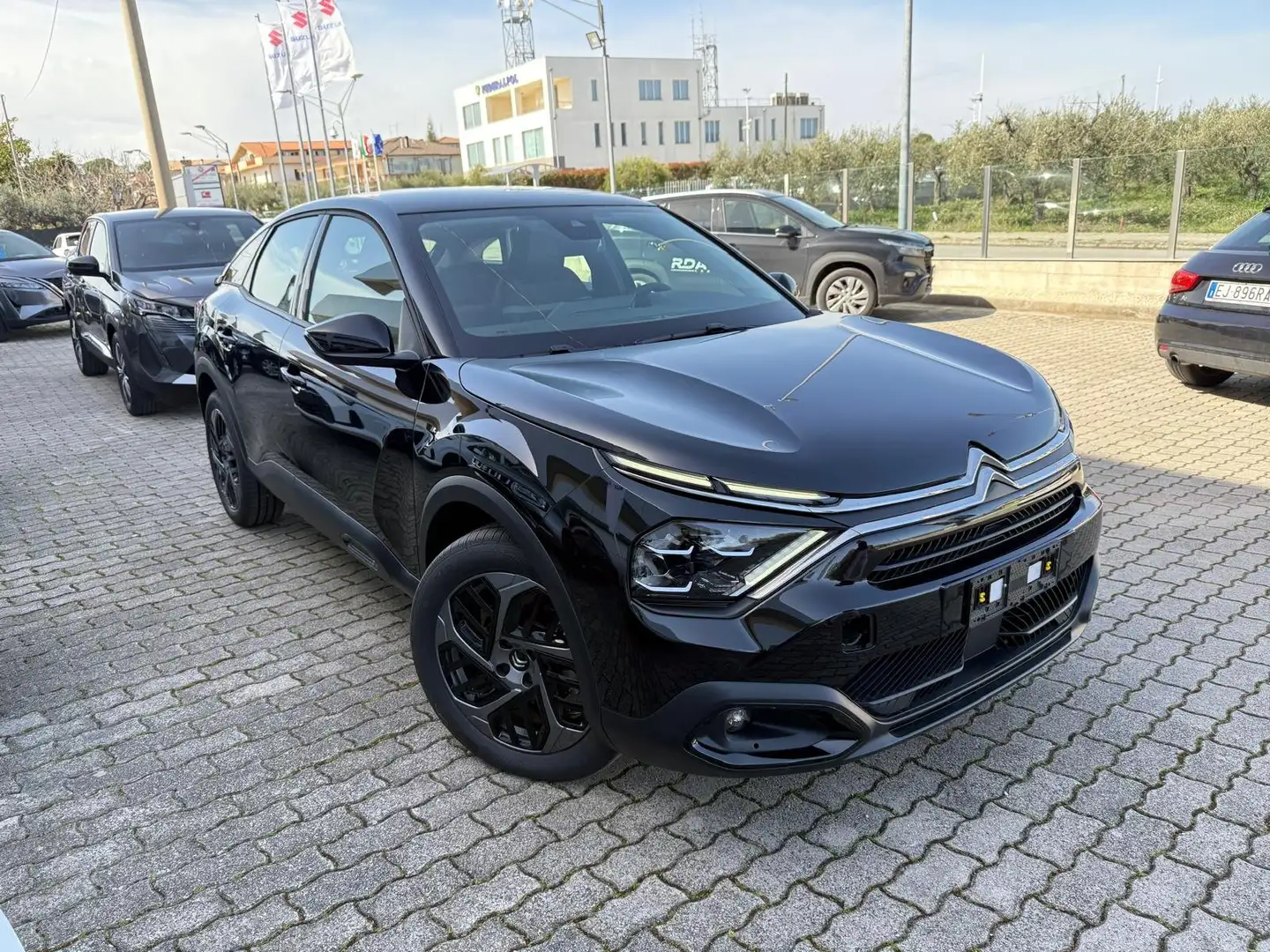 Citroen C4 1.2 puretech Plus - ADATTA A NEOPATENTATI - Nero - 1