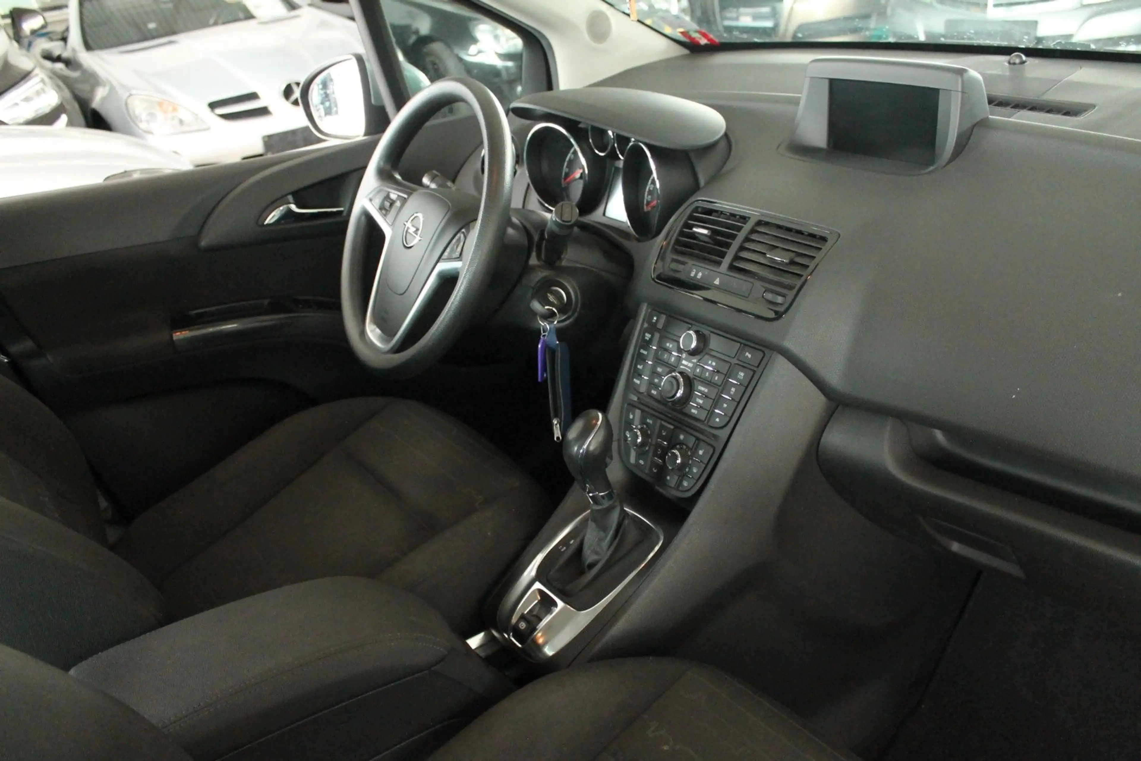 Opel Meriva B Edition — photo 4