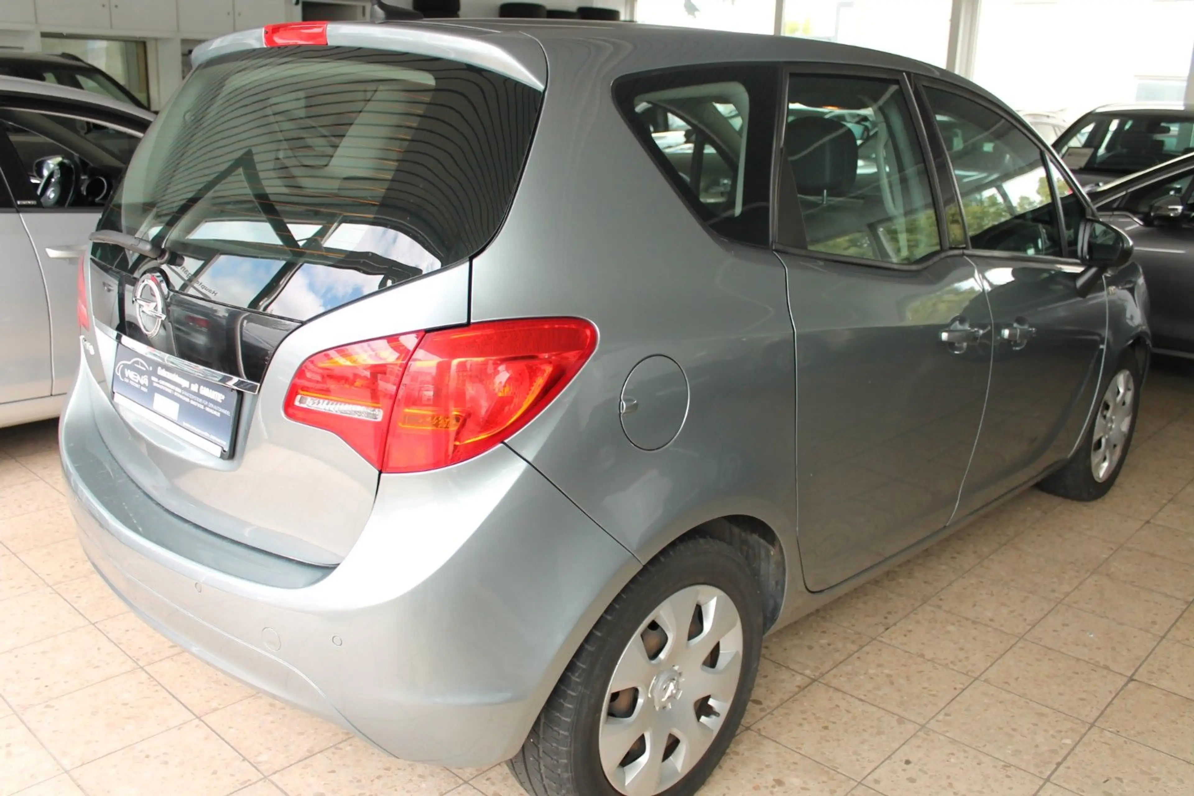 Opel Meriva B Edition — photo 7
