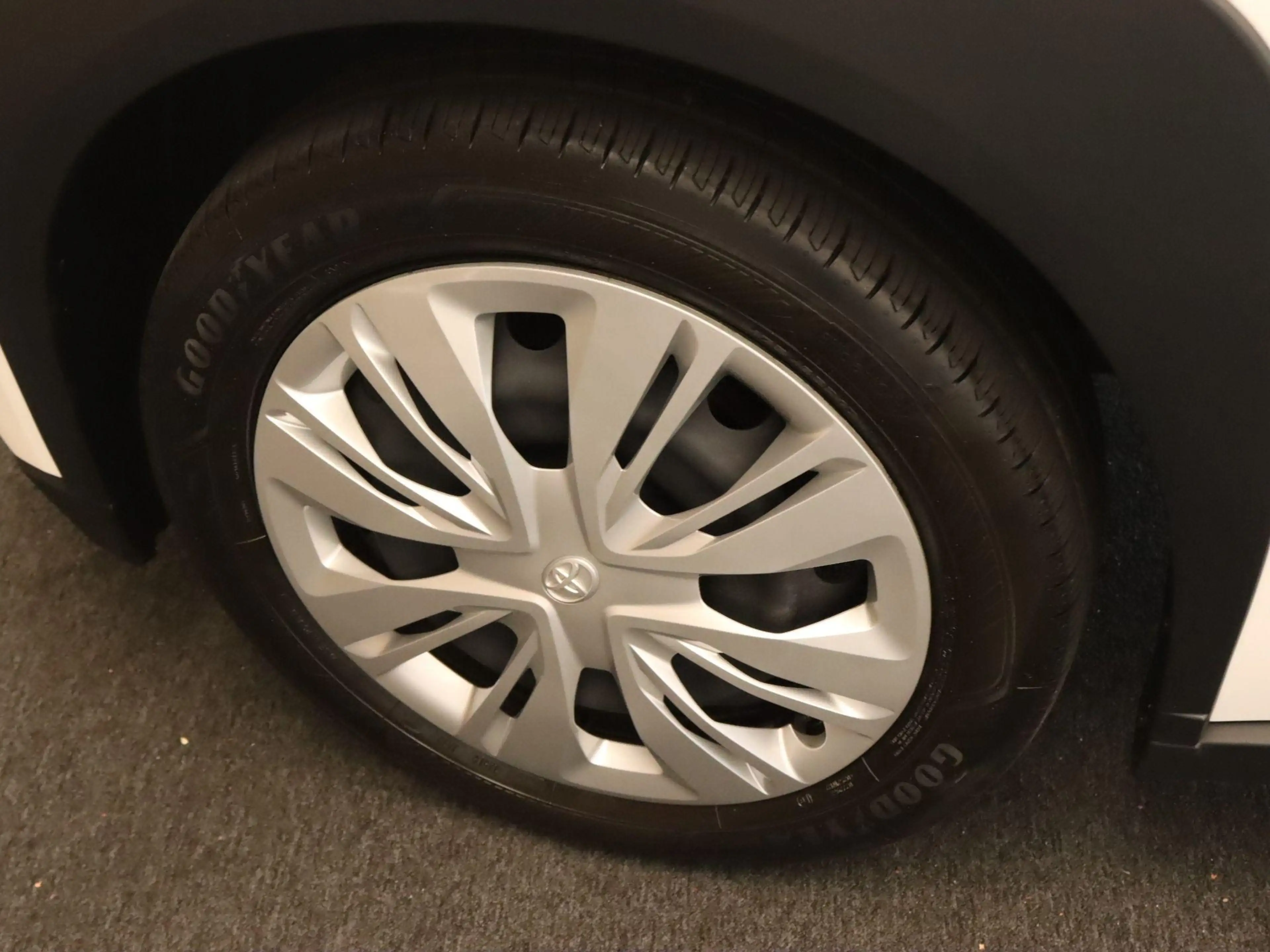 Toyota Aygo X 1.0 VVT-i MT Play - ORIGINEEL NEDERLANDSE AUTO - A — photo 3