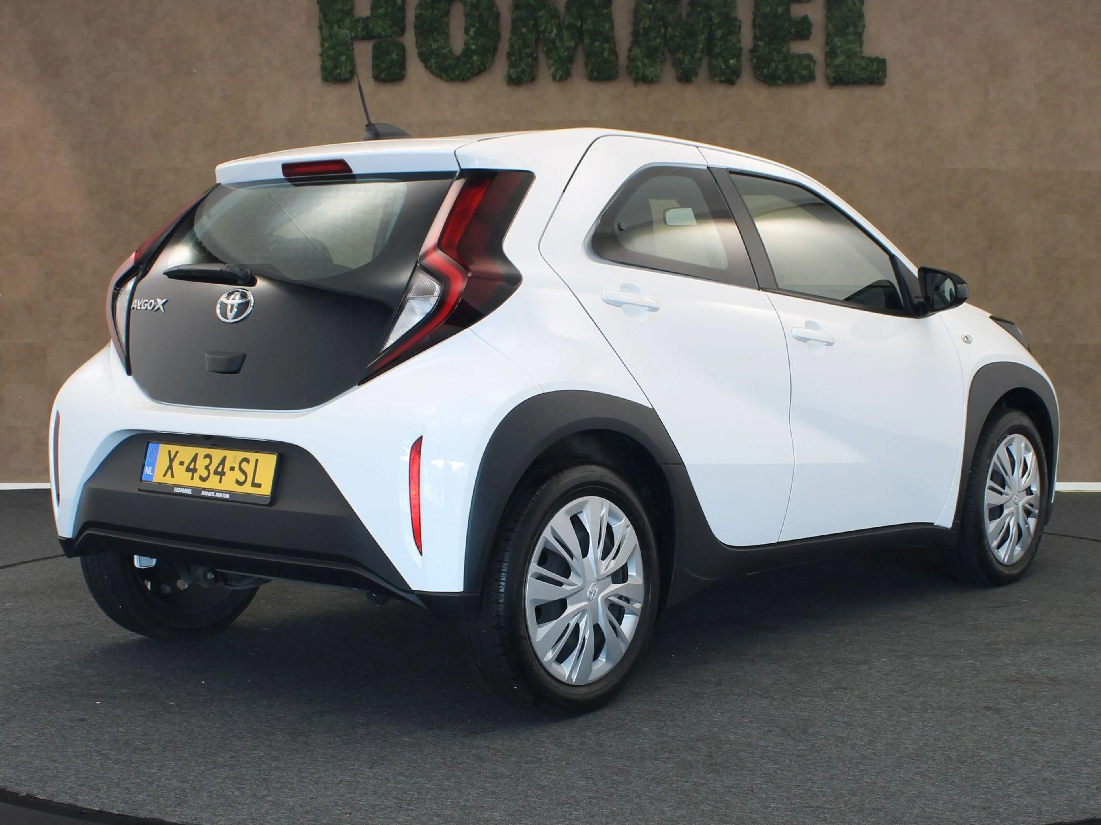 Toyota Aygo X 1.0 VVT-i MT Play - ORIGINEEL NEDERLANDSE AUTO - A — photo 7