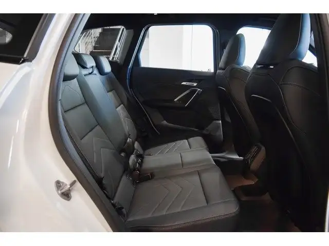 BMW X1 view 10