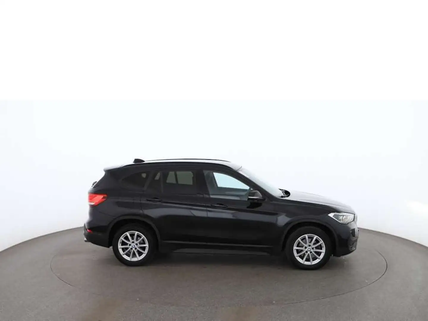 BMW X1 sDrive 18d Advantage Aut LED HEAD-UP R-CAM Noir - 2