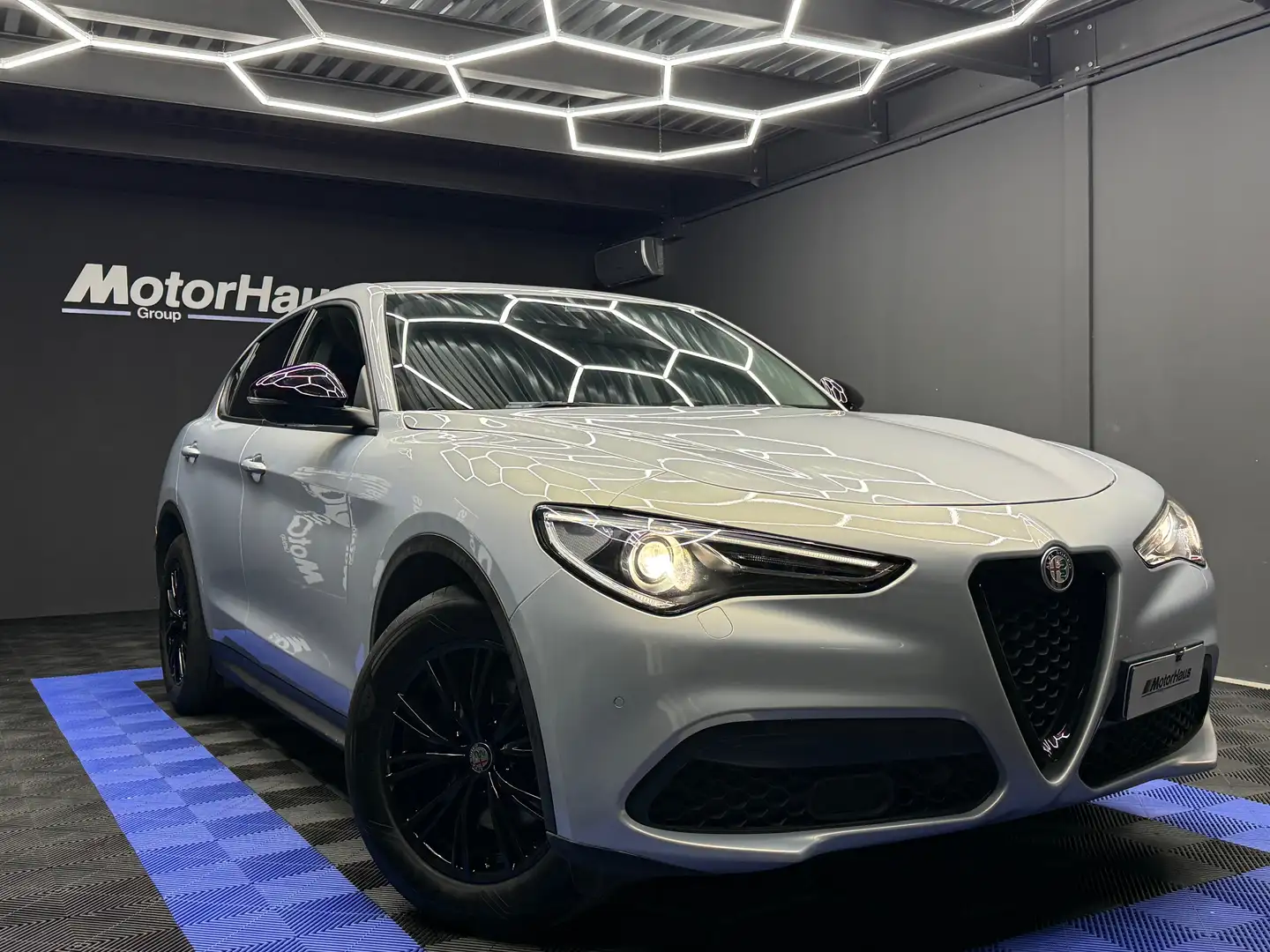 Alfa Romeo Stelvio 2.2 t Q4 190cv Bianco - 1