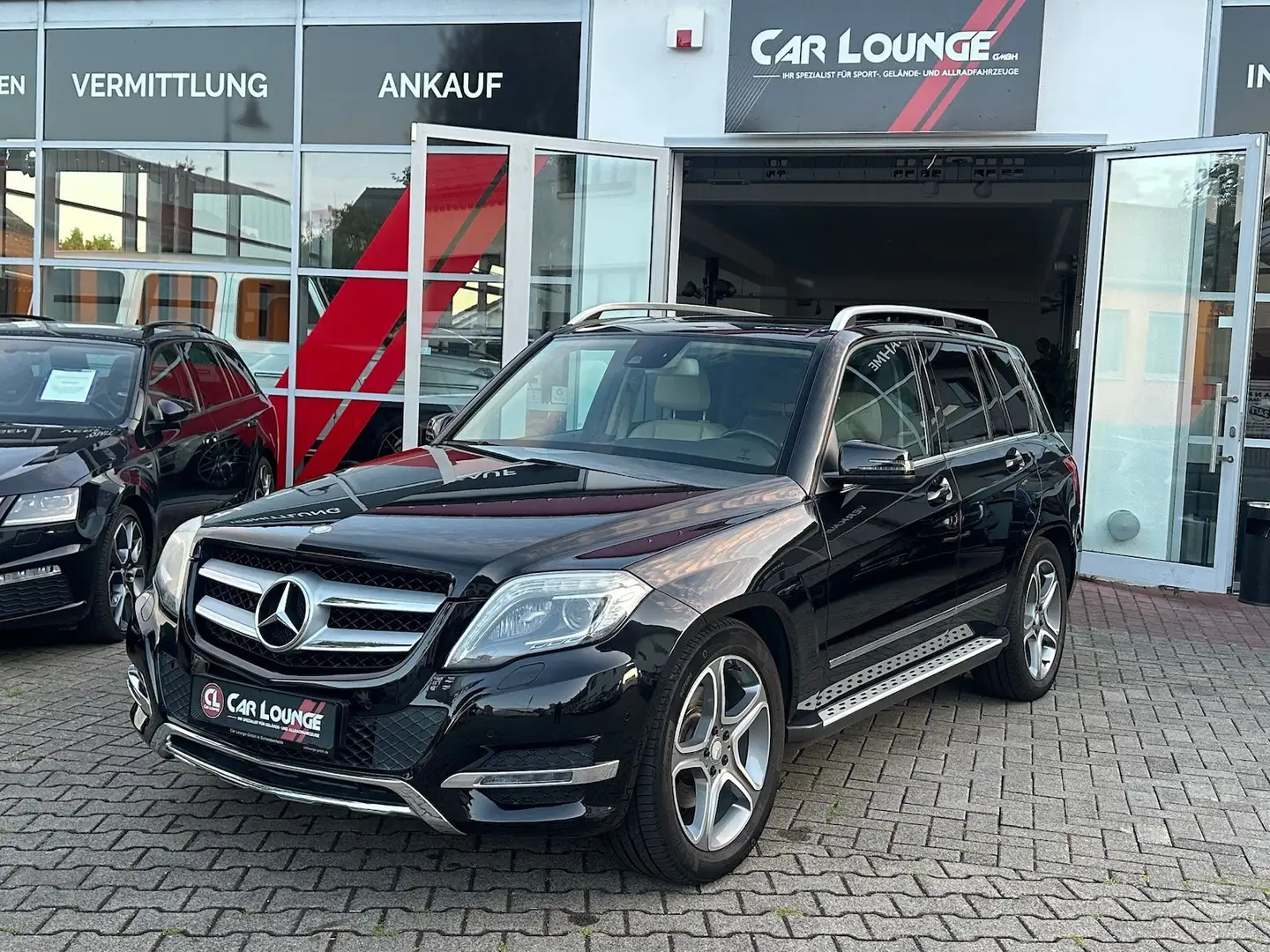 Mercedes-Benz GLK 220 CDI BlueEfficiency 4Matic |Pano|Bi-Xenon|AHK| Zwart - 2