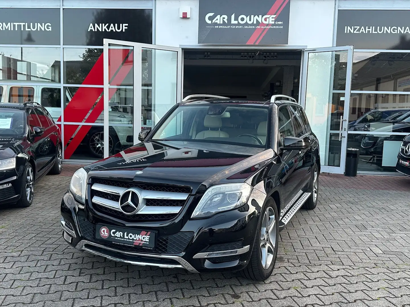 Mercedes-Benz GLK 220 CDI BlueEfficiency 4Matic |Pano|Bi-Xenon|AHK| Zwart - 1