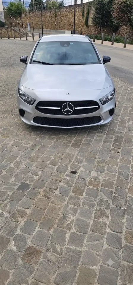 Mercedes-Benz 180
