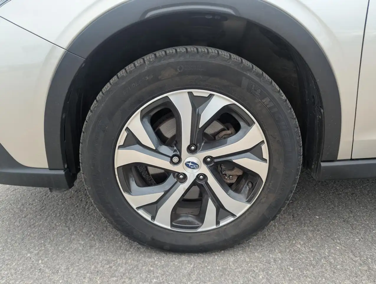 Subaru OUTBACK fotografie Subaru OUTBACK