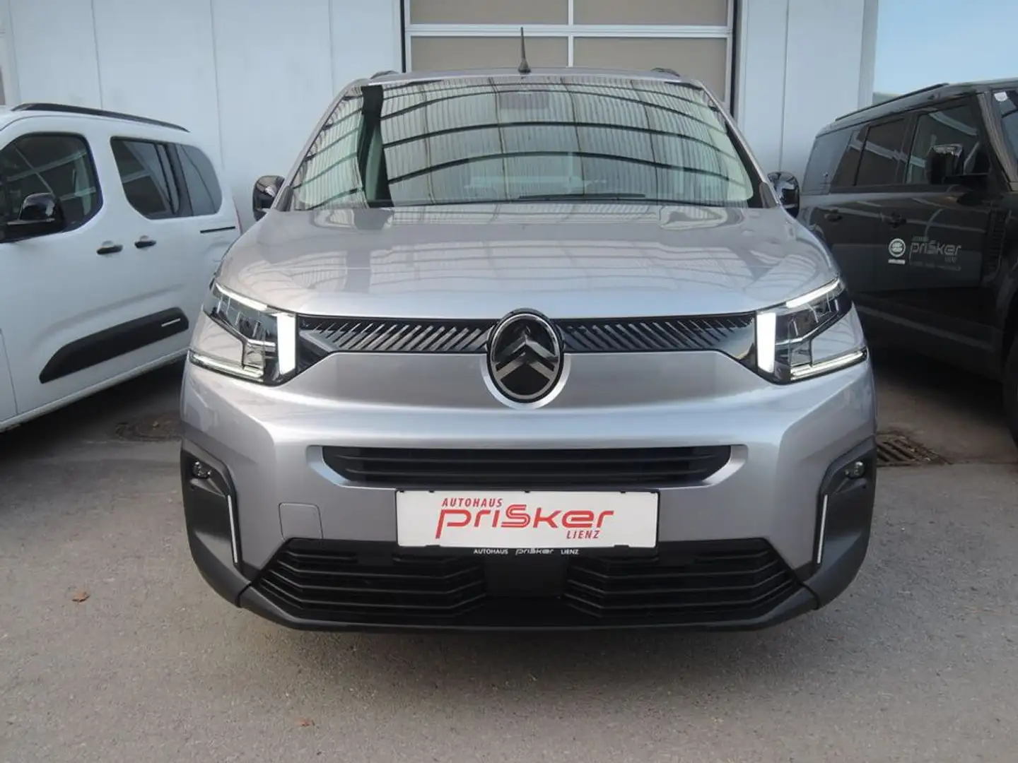 Citroen Berlingo BHDi 130 EAT8 Max M Grau - 2