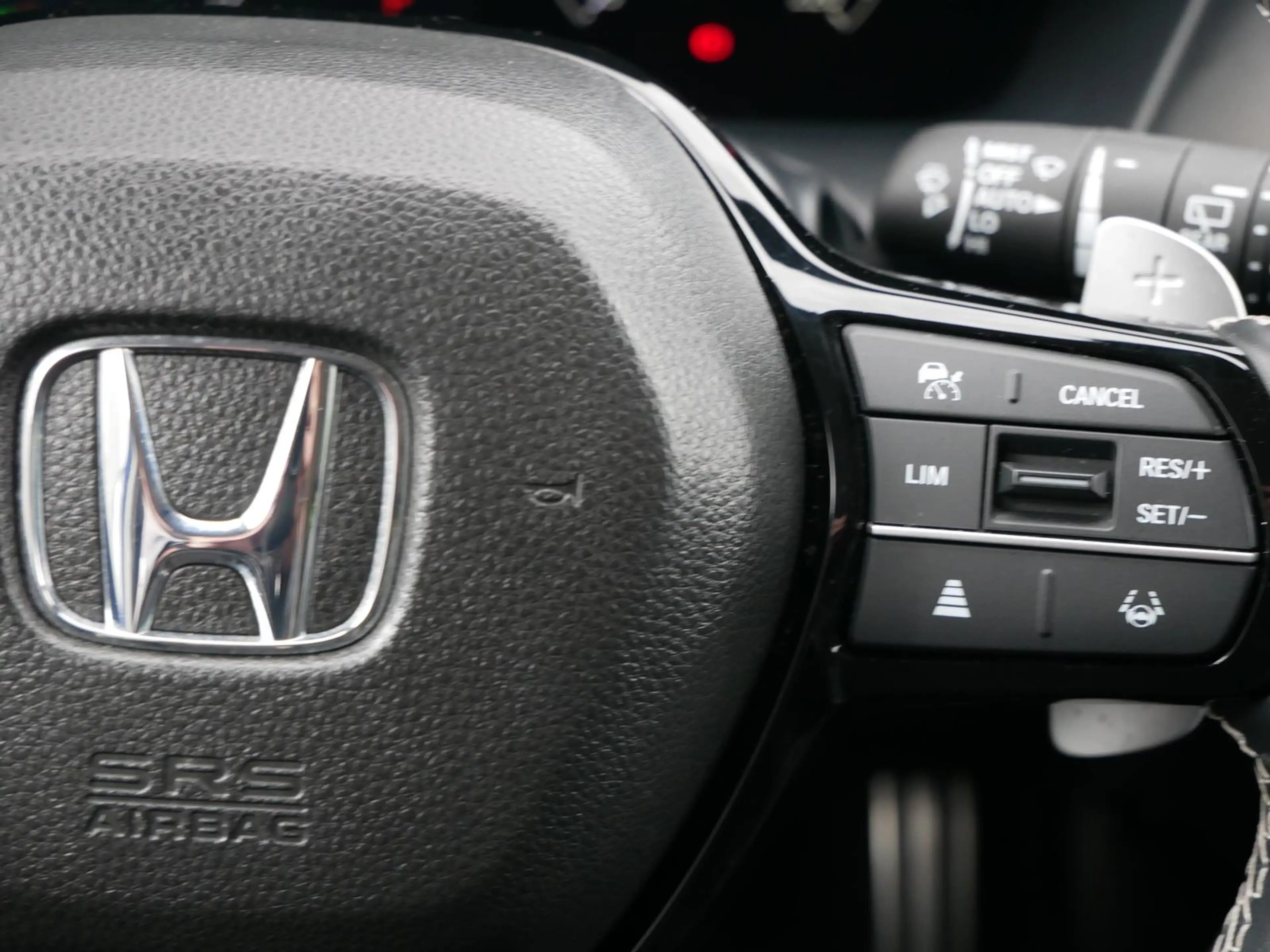 Honda ZR-V 2023 2.0 Hybrid Sport NAVI+LED+ACC+ CARPLAY — photo 14