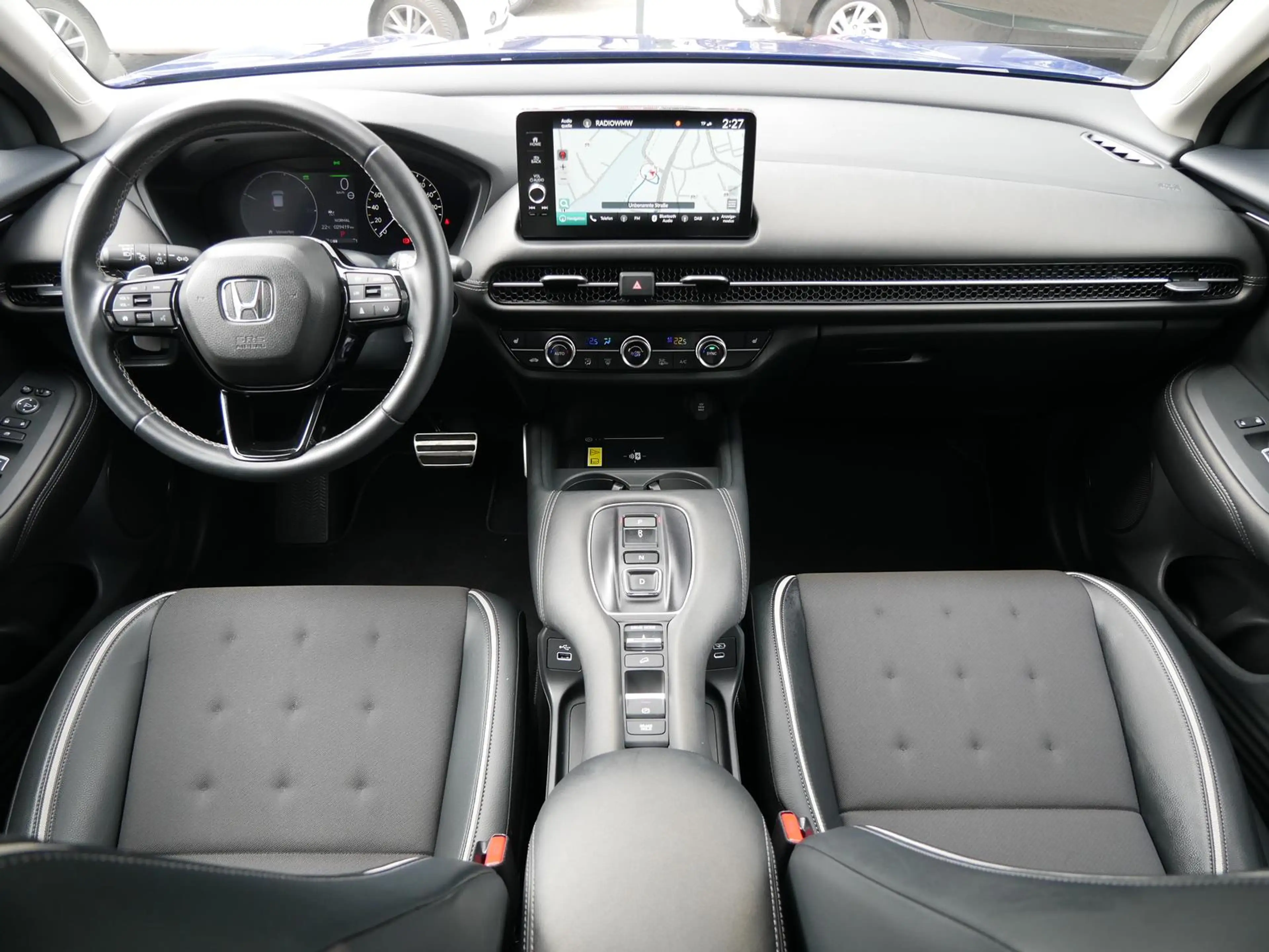 Honda ZR-V 2023 2.0 Hybrid Sport NAVI+LED+ACC+ CARPLAY — photo 10