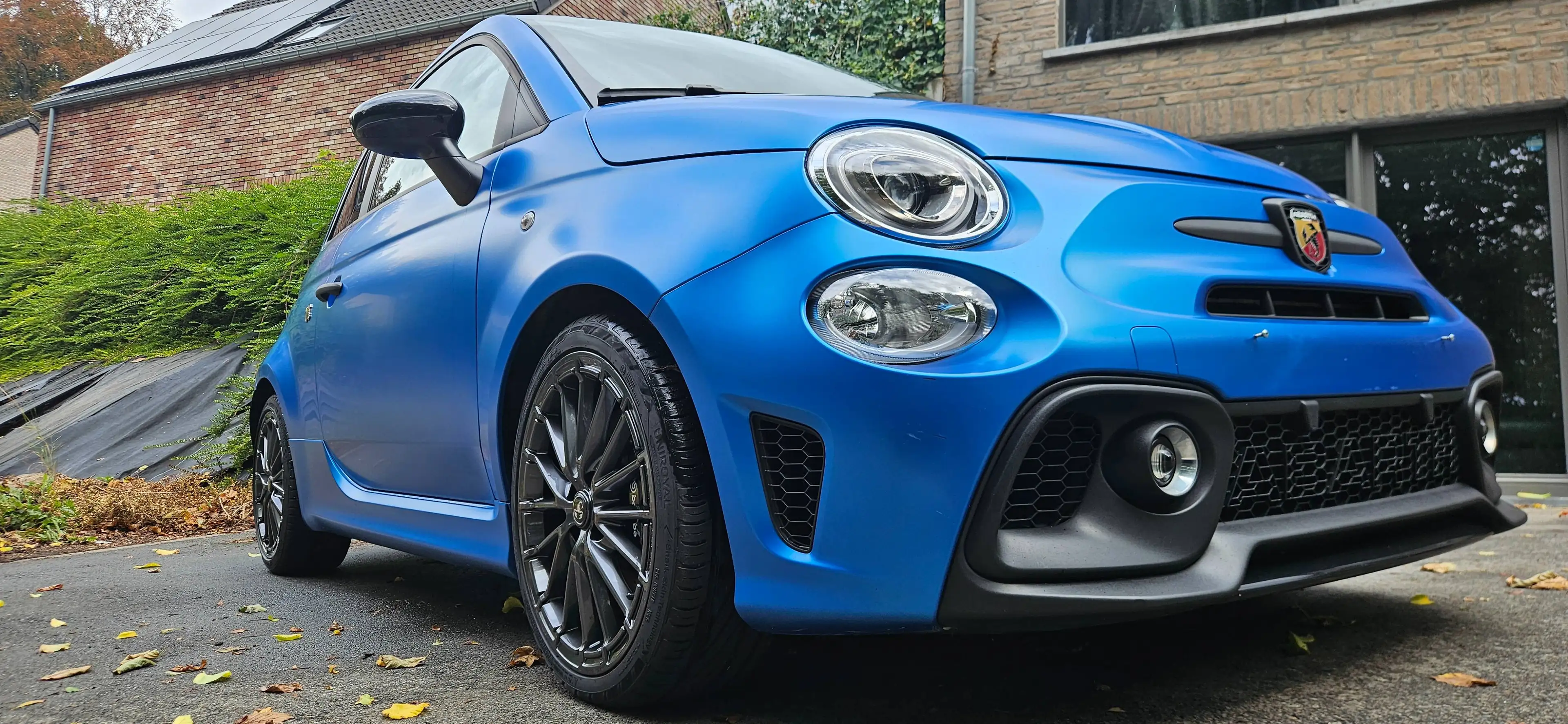 Abarth 695 695 1.4 T-Jet (EU6.4) — photo 2