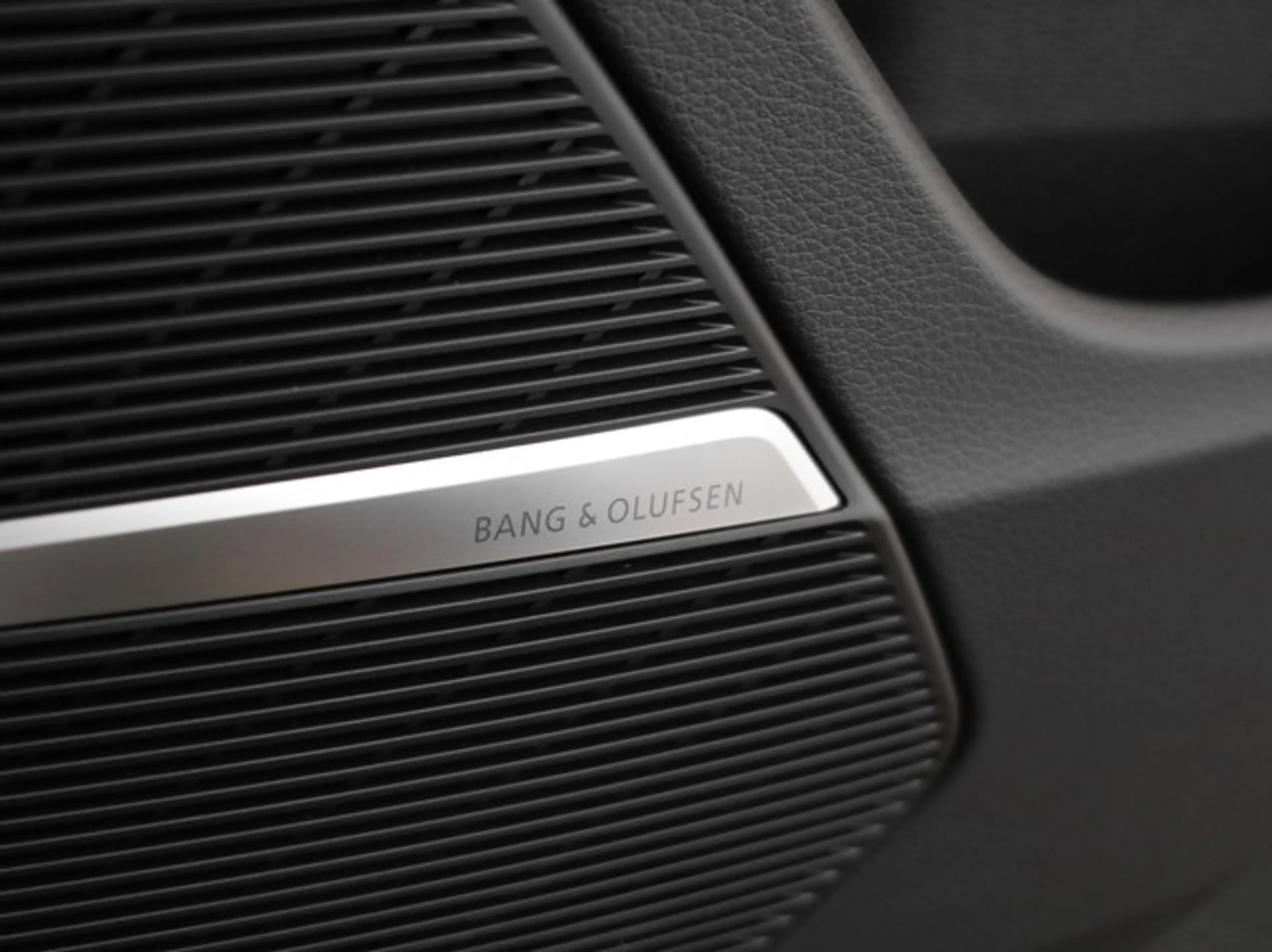 Audi RS Q8 RSQ8 LM23 B&O ACC Pano Laserl. RS-Sportabgas. — photo 15