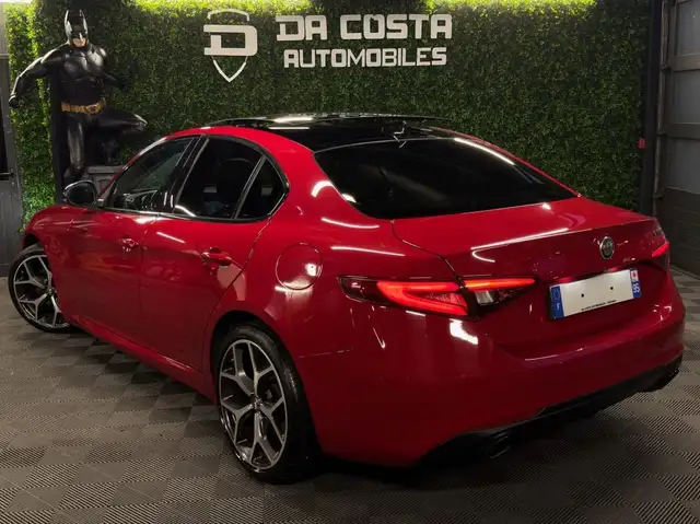 Alfa Romeo Giulia view 8