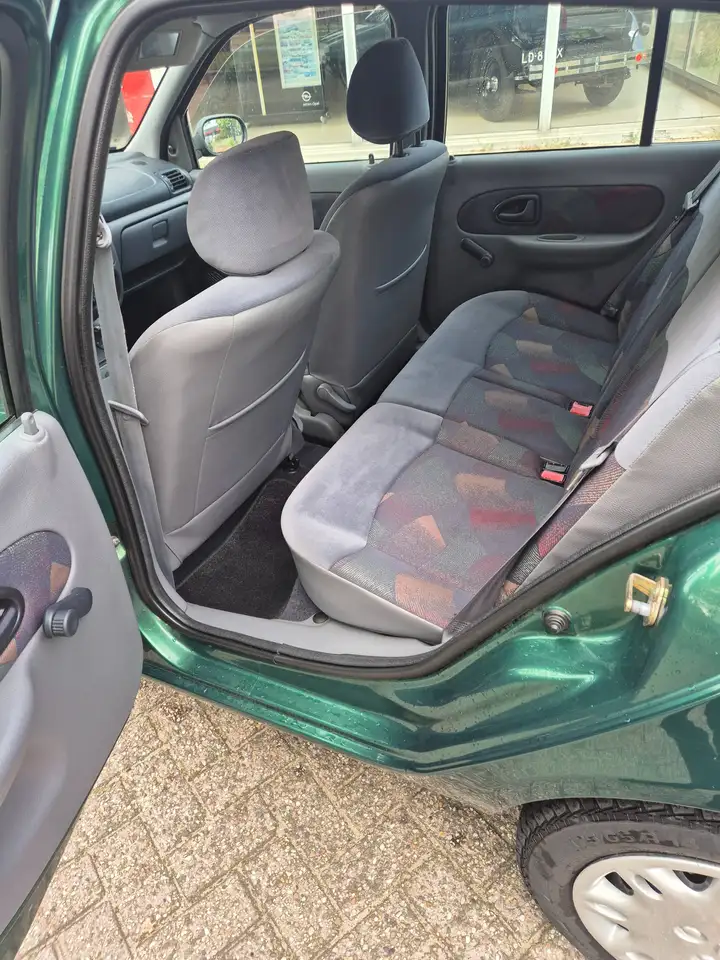 Renault Clio 1.4-16V RN, foto 8