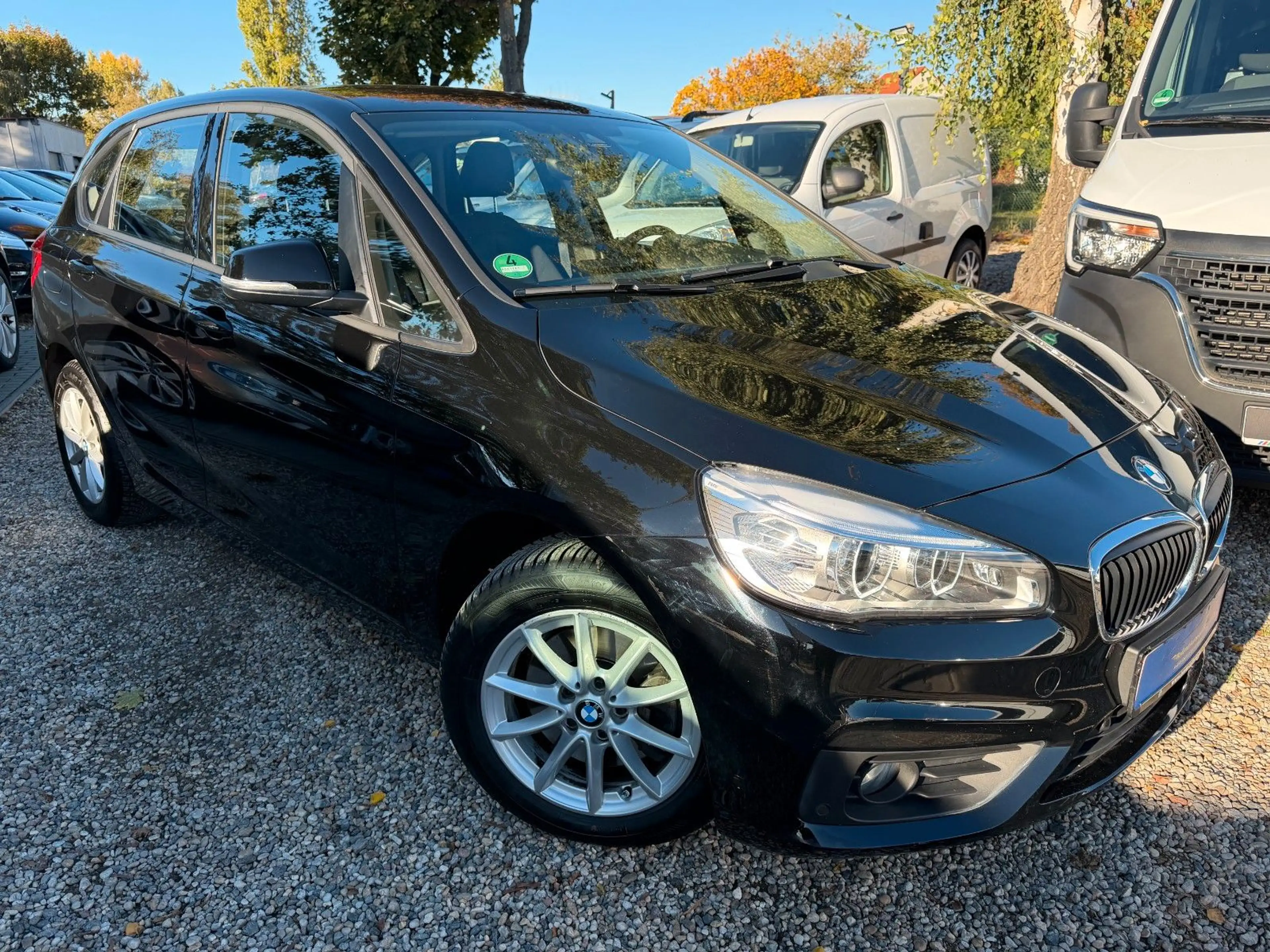 BMW 218 Active Tourer*1.HD*Aut*45.TKM*Navi*TÜV NEU