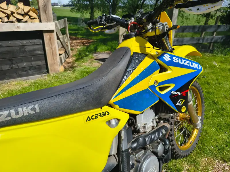 Suzuki DR-Z 400 - foto 6