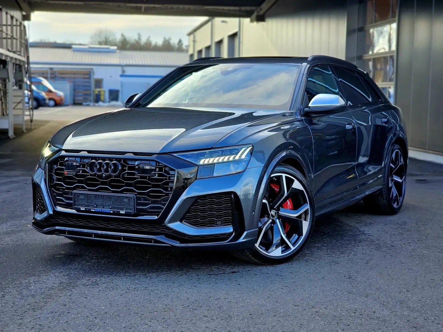 Audi RS Q8 4.0TFSI quattro+Pano+B&O+LEDER+Keramik+305 Gris - 1