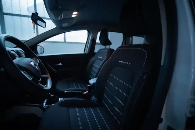 Dacia Duster view 7