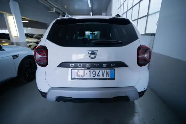 Dacia Duster view 5