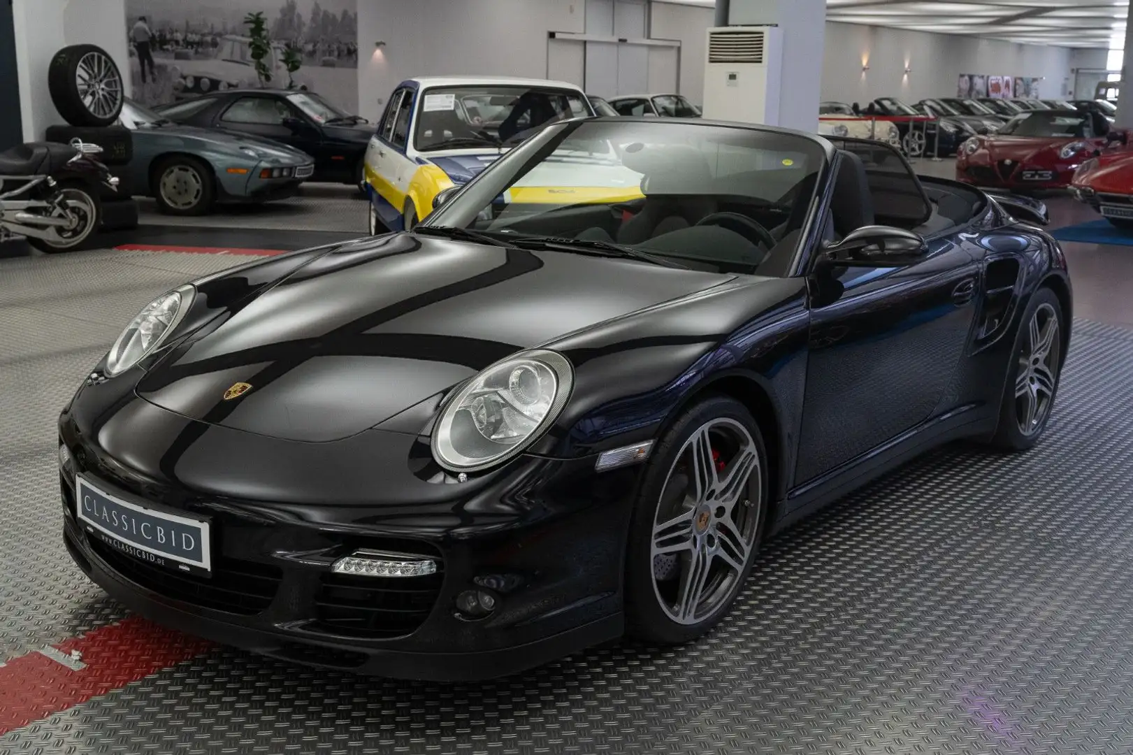 Porsche 911 Turbo Cabrio Schwarz - 1
