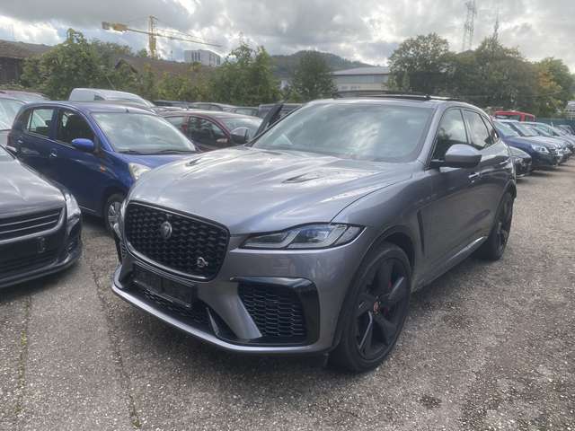 Imagine Jaguar F-Pace SVR AWD