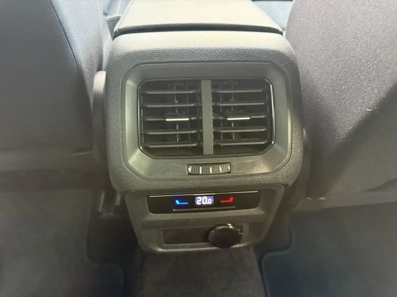 Volkswagen Tiguan 2.0 TDI SCR 110KW Elegance DSG 18