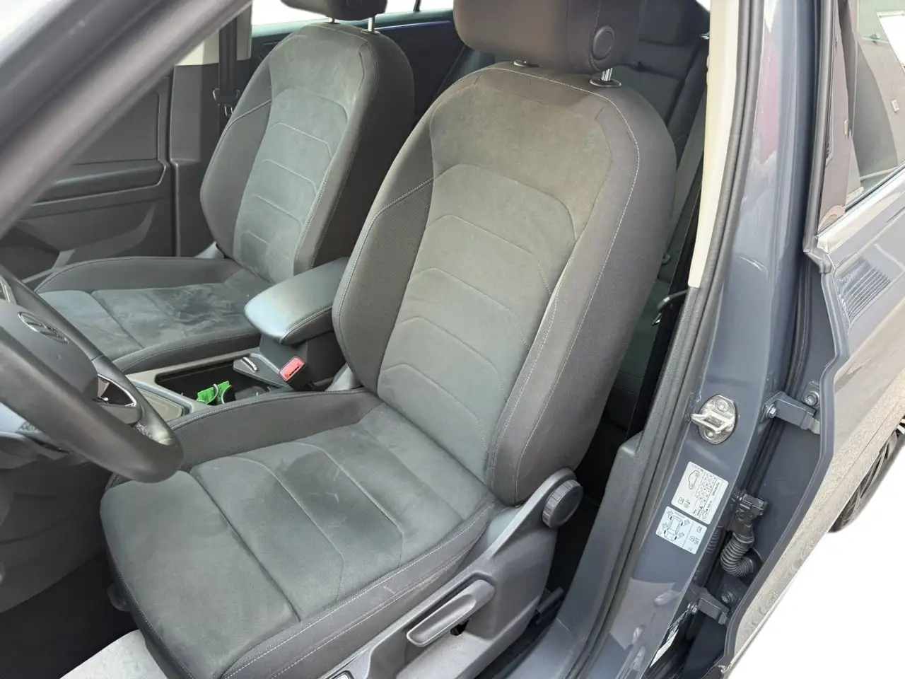 Volkswagen Tiguan 2.0 TDI SCR 110KW Elegance DSG 13