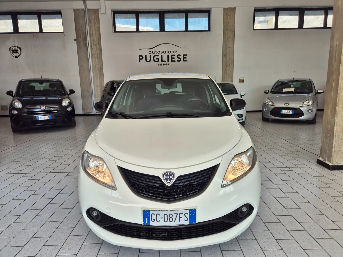 Lancia Ypsilon Ypsilon 1.0 firefly hybrid Gold Top!! - 2