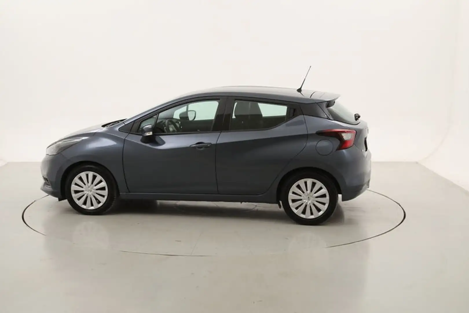 Nissan Micra Acenta 1.0 Benzina 92CV Grigio - 2