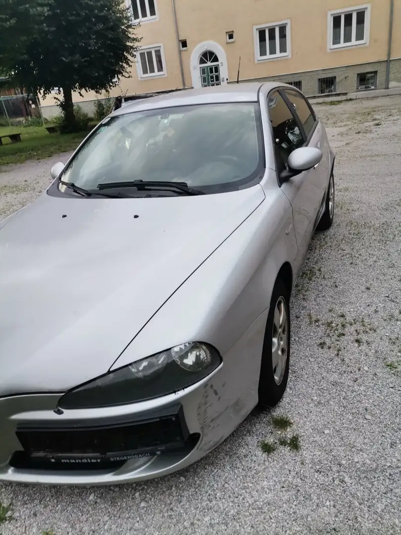 Alfa Romeo 147 1,9 JTDM Blackline - 1