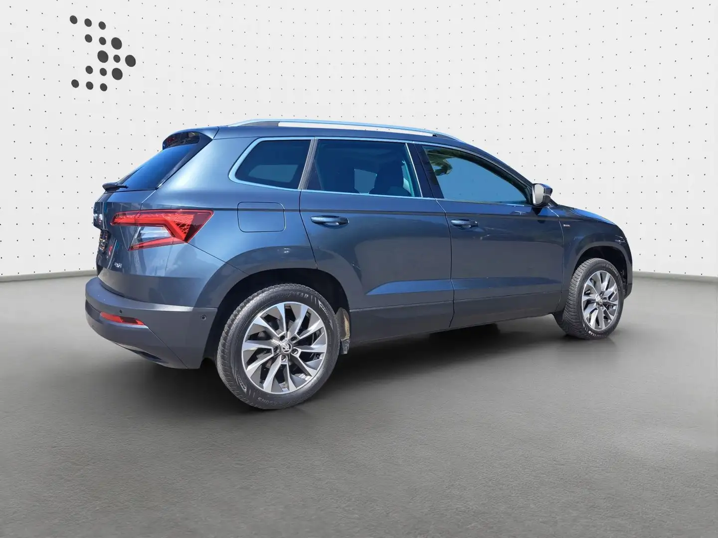 Skoda Karoq Clever 2.0TDI*4x4*Pano*Nav*AHK Grau - 2