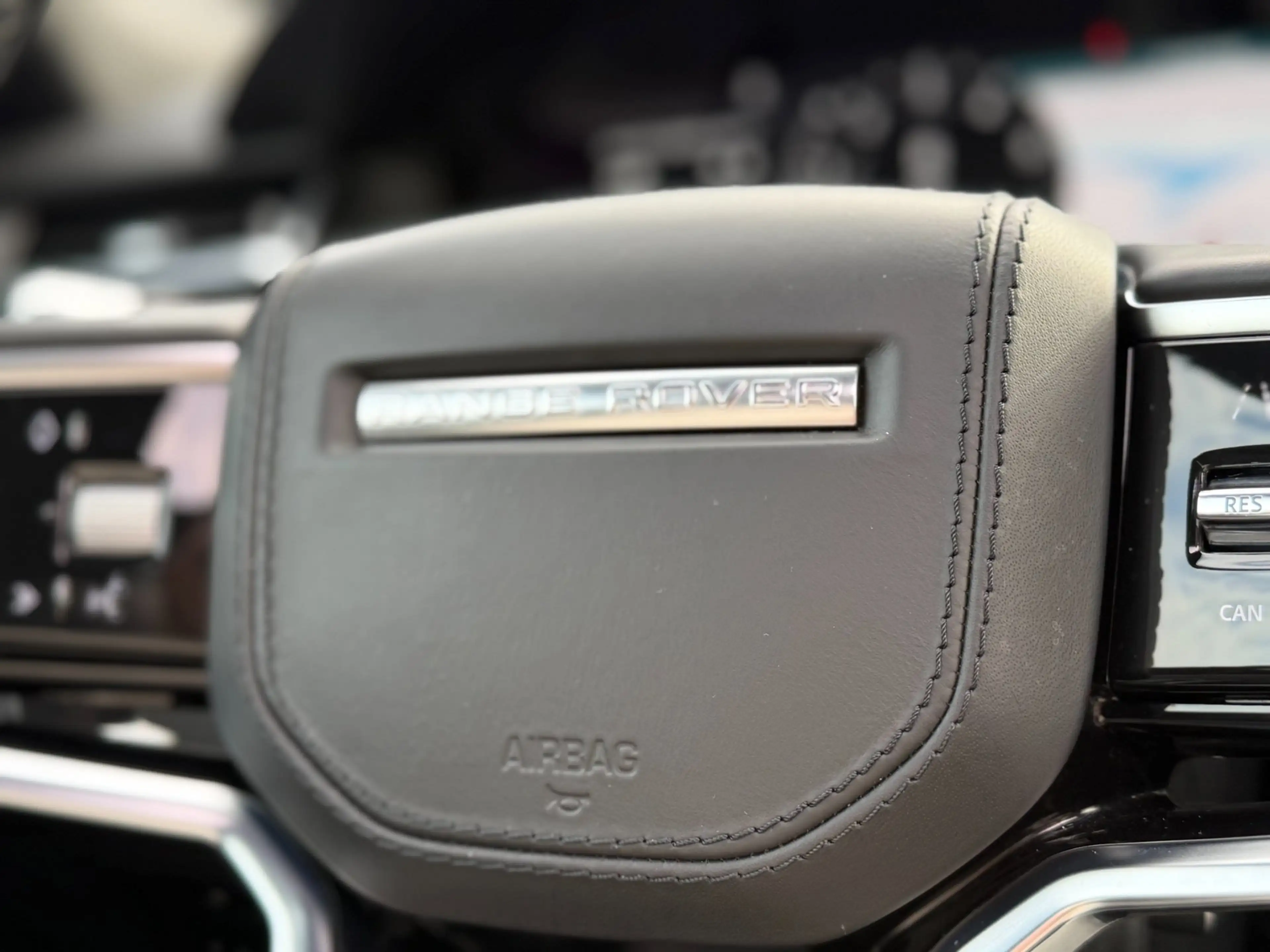 Land Rover Range Rover Velar 2.0 P400e S 2022 Full Black ! Pano BTW — photo 36