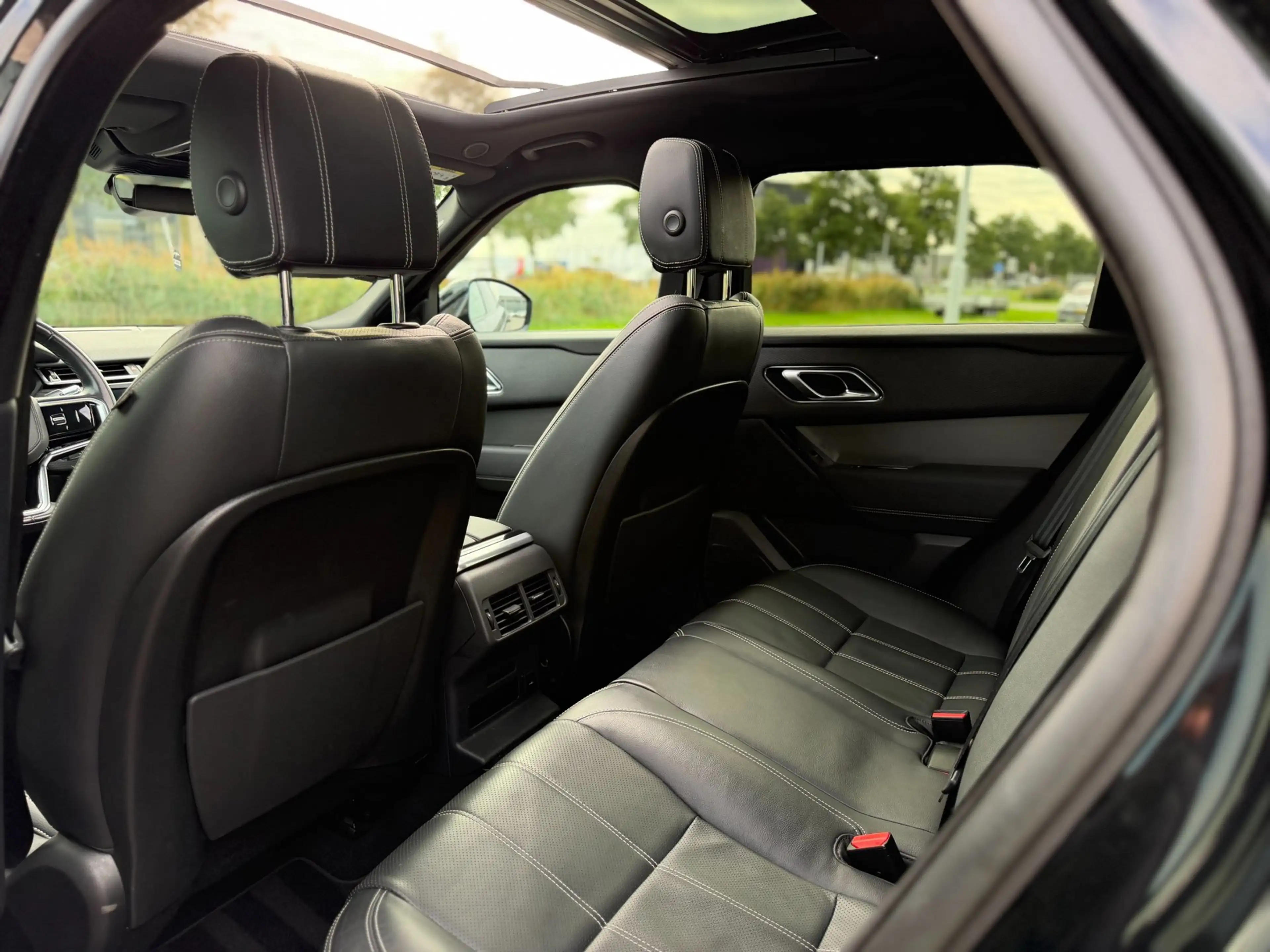 Land Rover Range Rover Velar 2.0 P400e S 2022 Full Black ! Pano BTW — photo 25