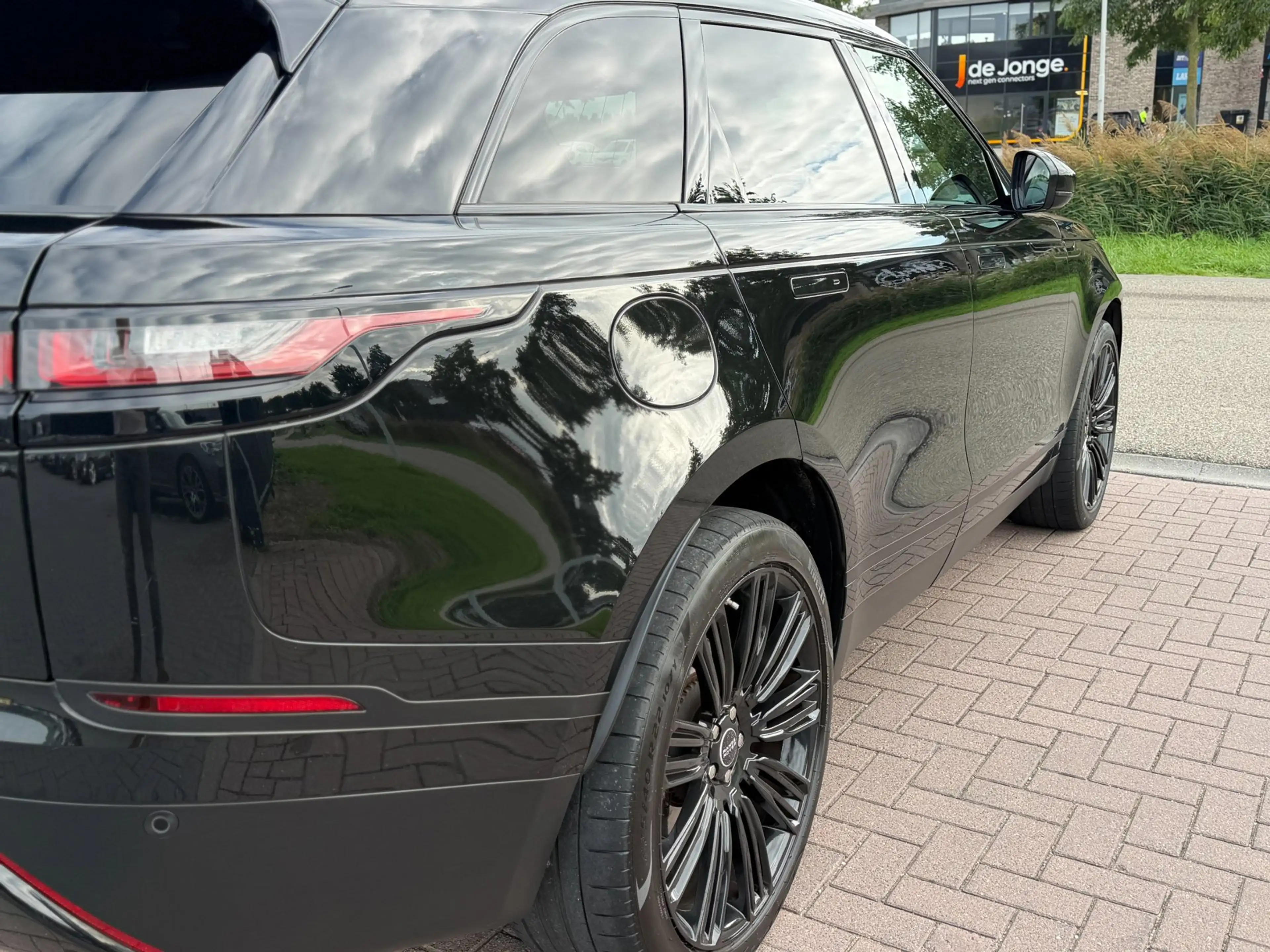 Land Rover Range Rover Velar 2.0 P400e S 2022 Full Black ! Pano BTW — photo 14