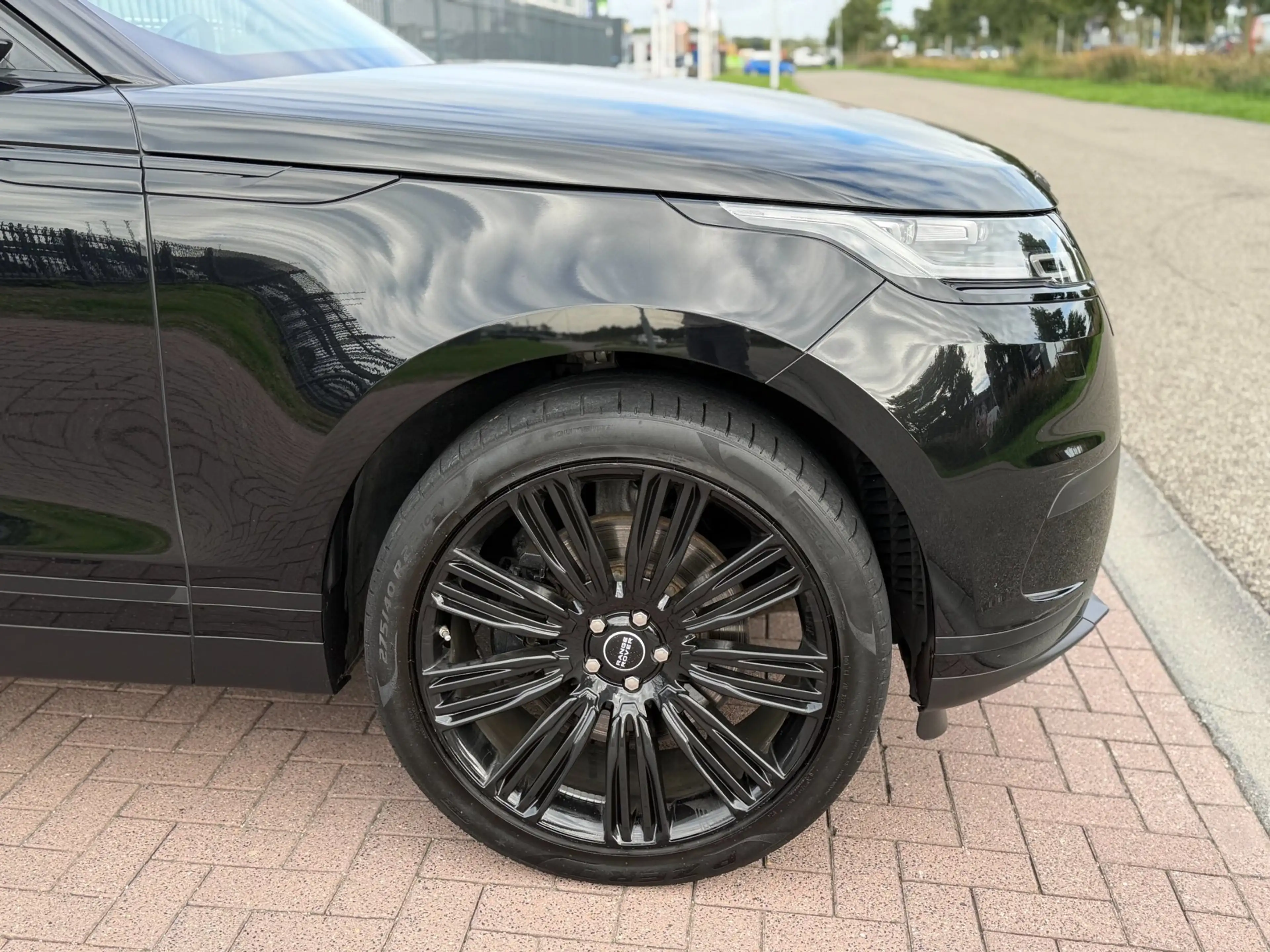 Land Rover Range Rover Velar 2.0 P400e S 2022 Full Black ! Pano BTW — photo 13