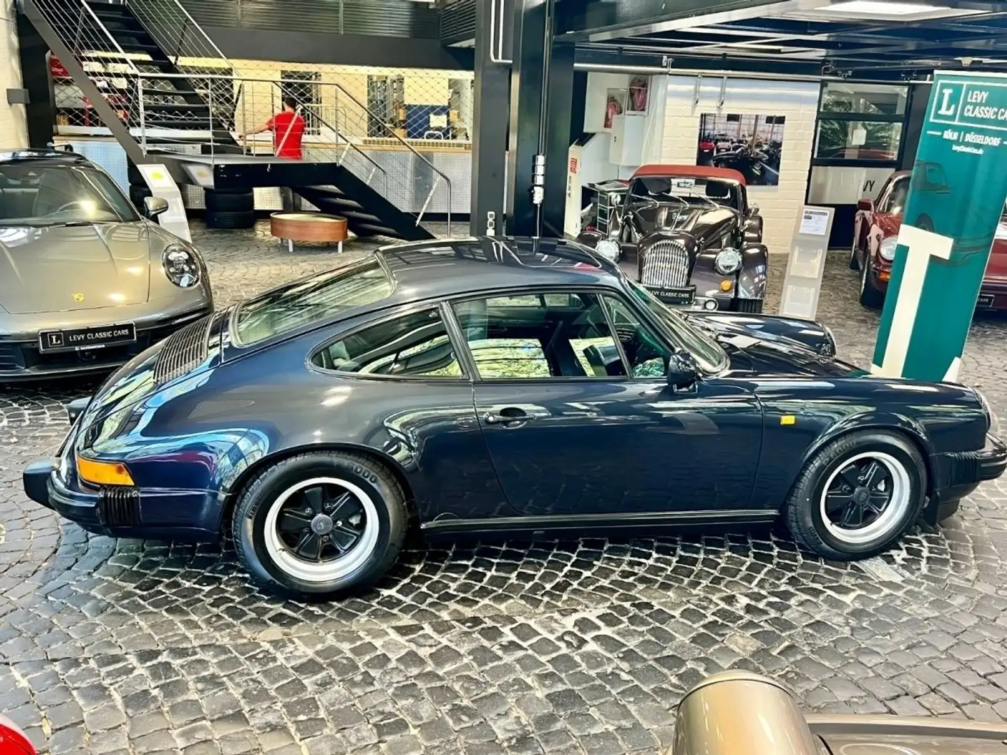Porsche 911 3,2 Carrera Coupe G50 deutsches FZ Scheckh. Blue - 2