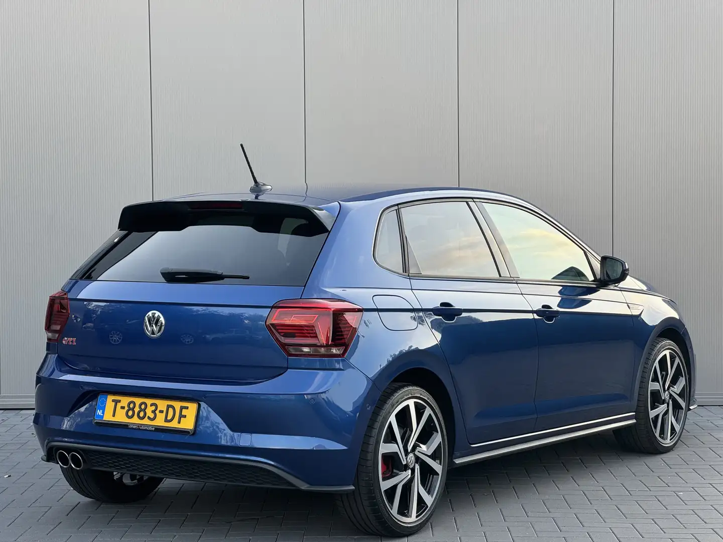 Volkswagen Polo GTI 2.0 TSI DSG | Adaptive Cruise | Beats | Keyless | Azul - 2
