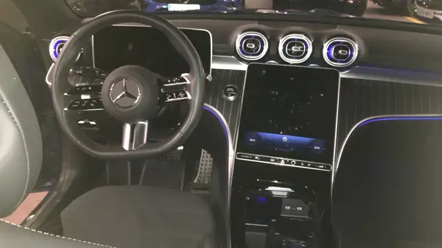 Mercedes-Benz Cle view 8