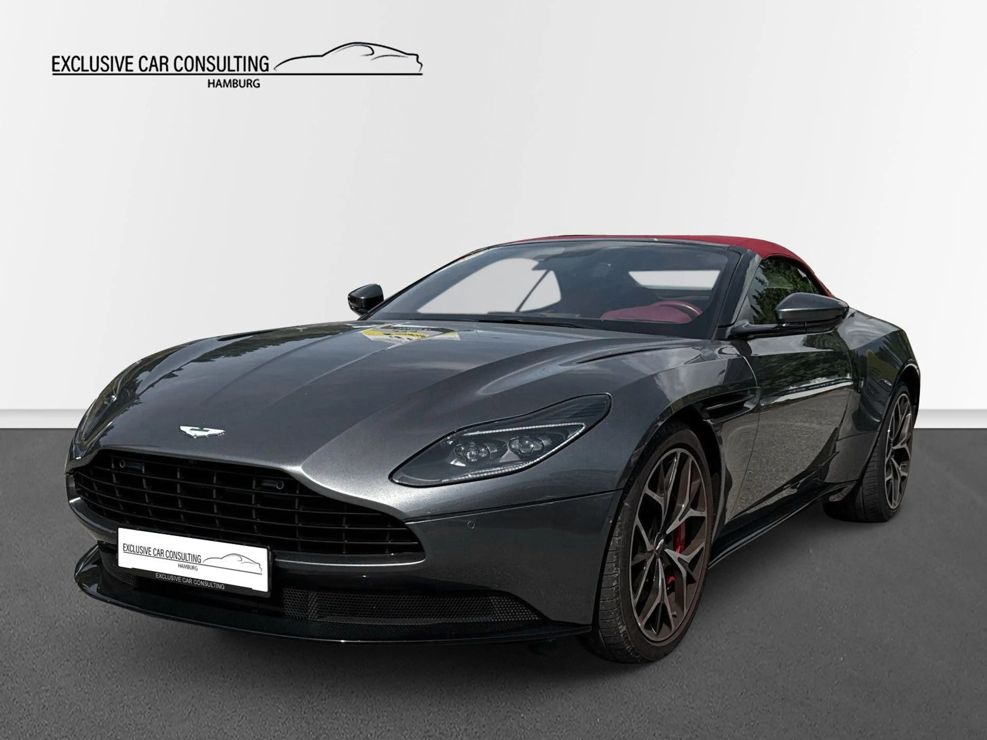 Aston Martin DB11 4.0 V8 *Grey/Red *Black pack — photo 3