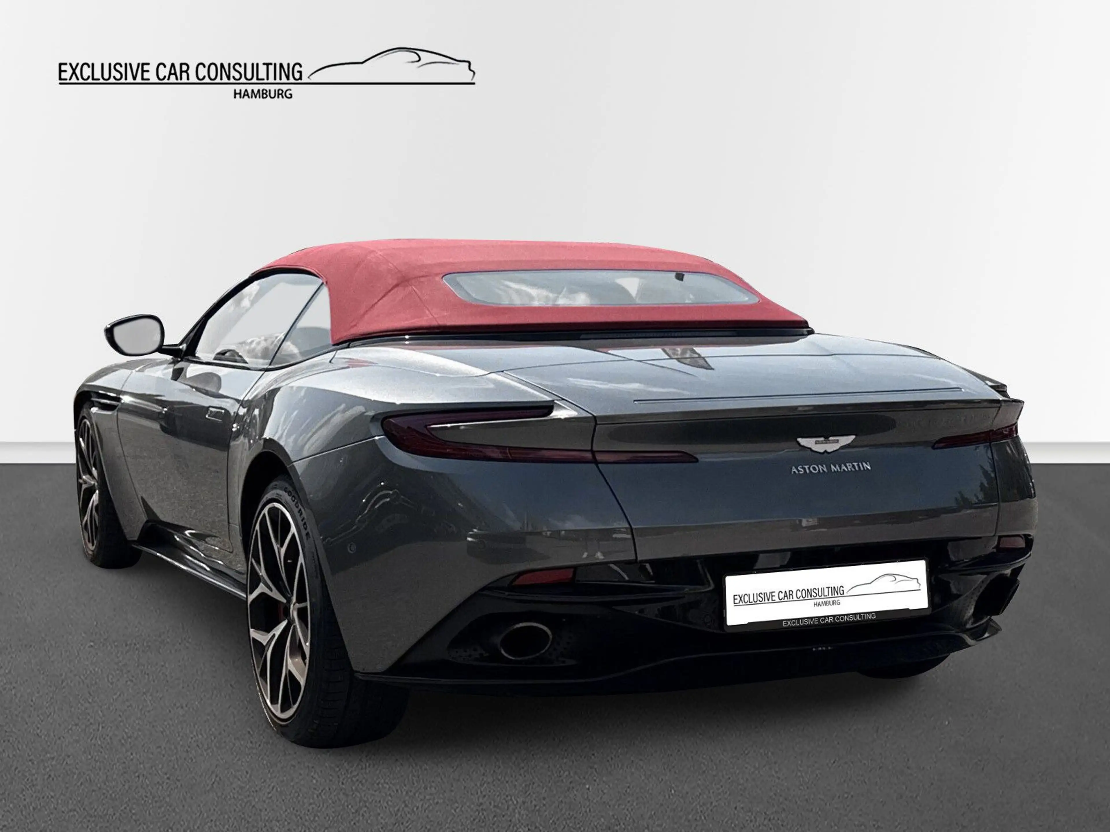 Aston Martin DB11 4.0 V8 *Grey/Red *Black pack — photo 4