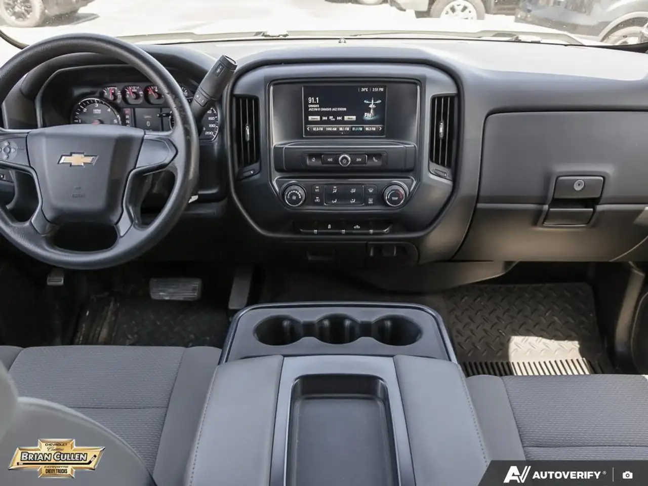 Chevrolet Silverado 1500 снимка Chevrolet Silverado 1500