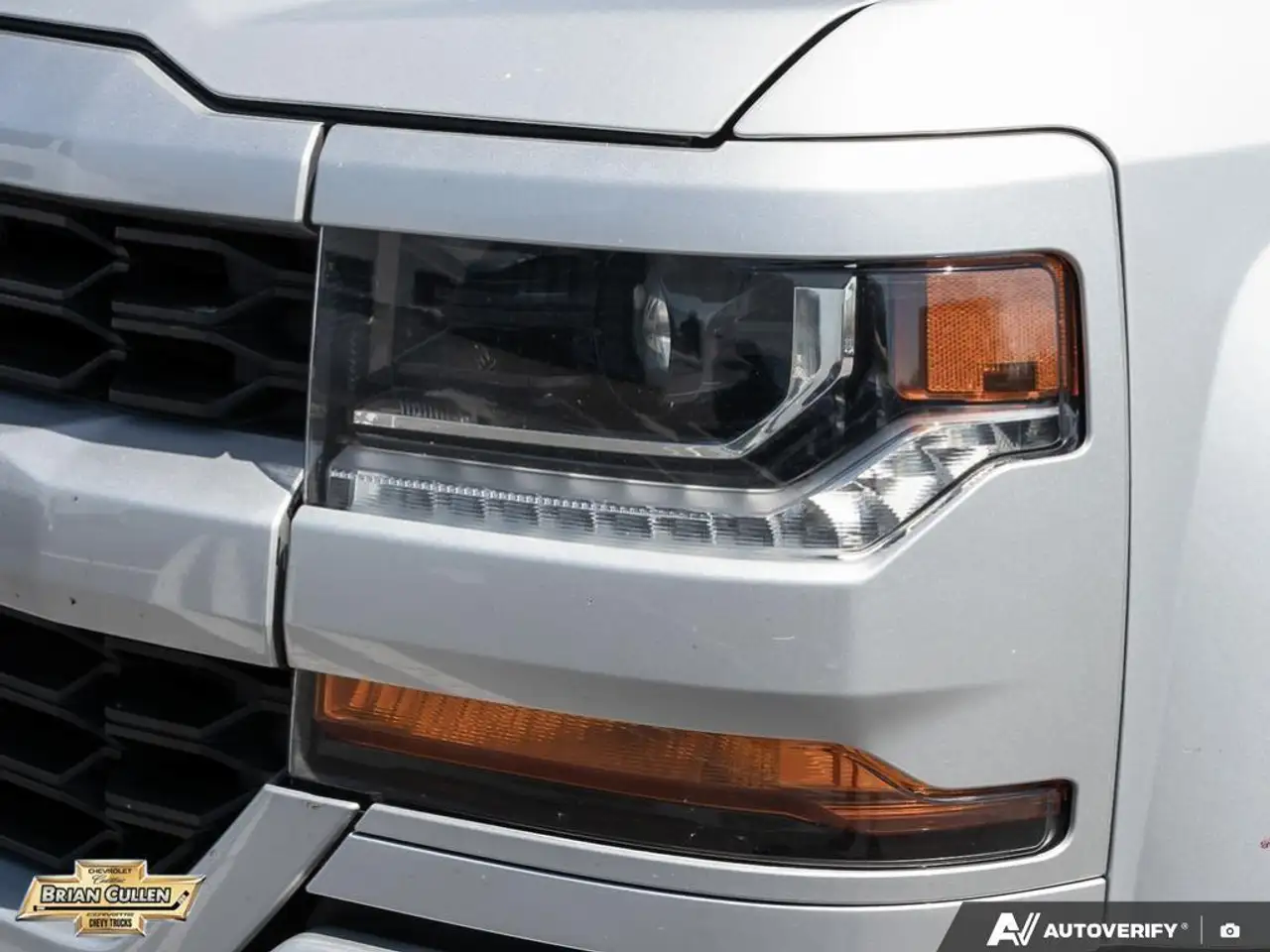 Chevrolet Silverado 1500 снимка Chevrolet Silverado 1500
