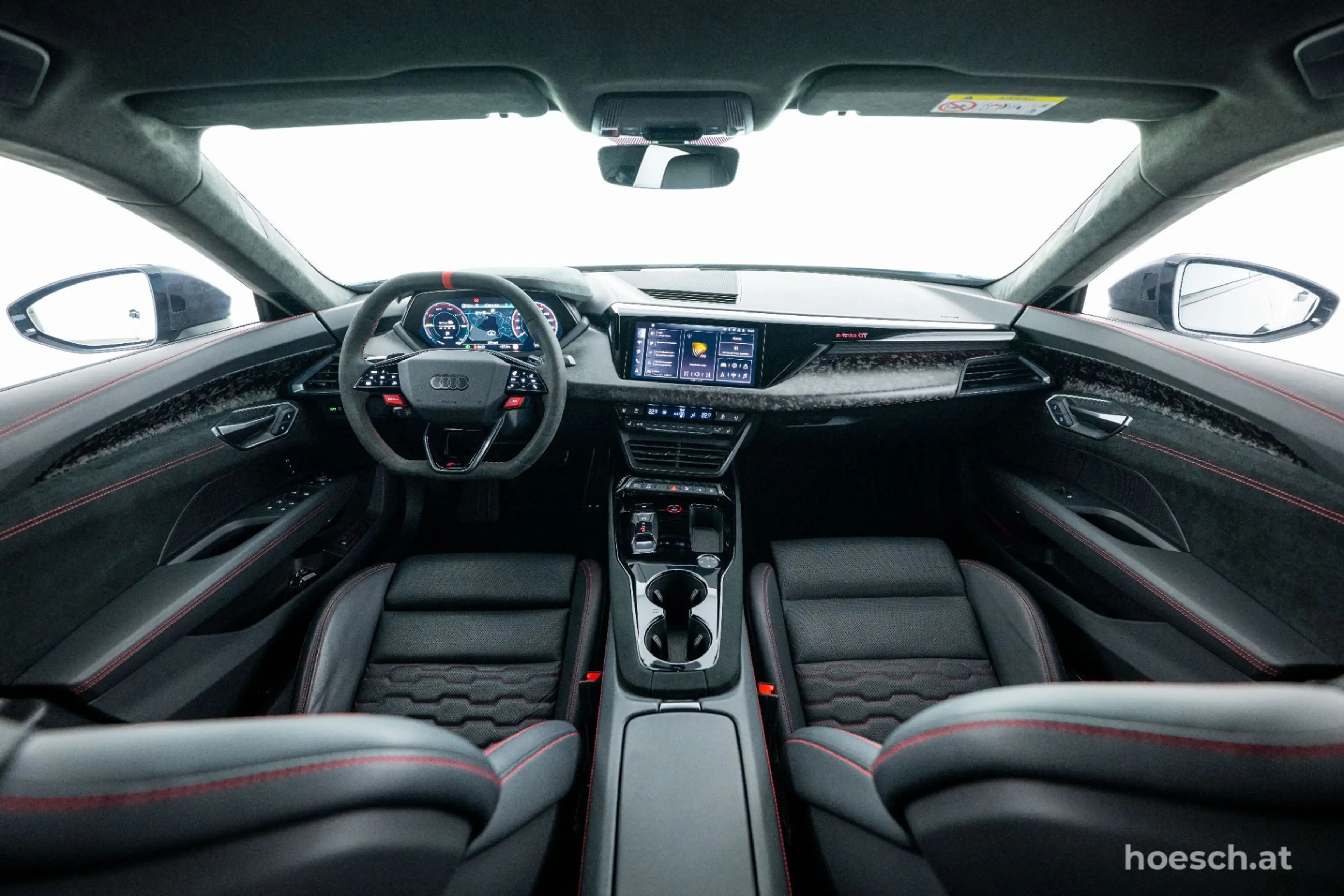 Audi e-tron GT RS performance CARBON TRAUMAUSSTATTUNG -38% — photo 5